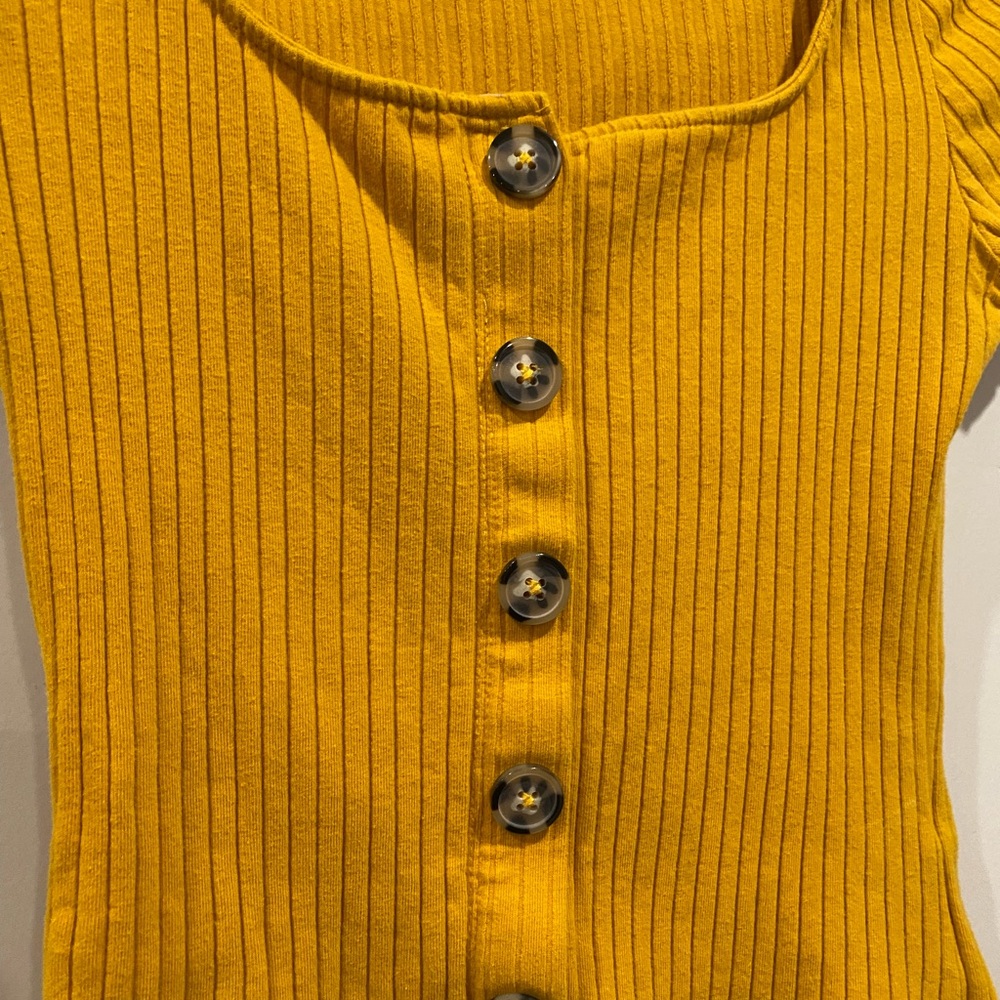 Yellow Button-Up Ribbed Top - Picture 2 of 3